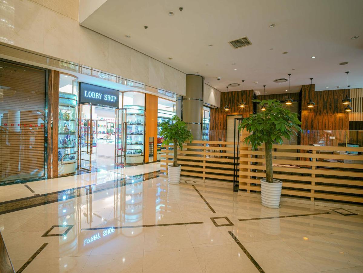 Ramada Plaza Shanghai Pudong Airport - A Journey Starts At The Pvg Airport Exterior photo